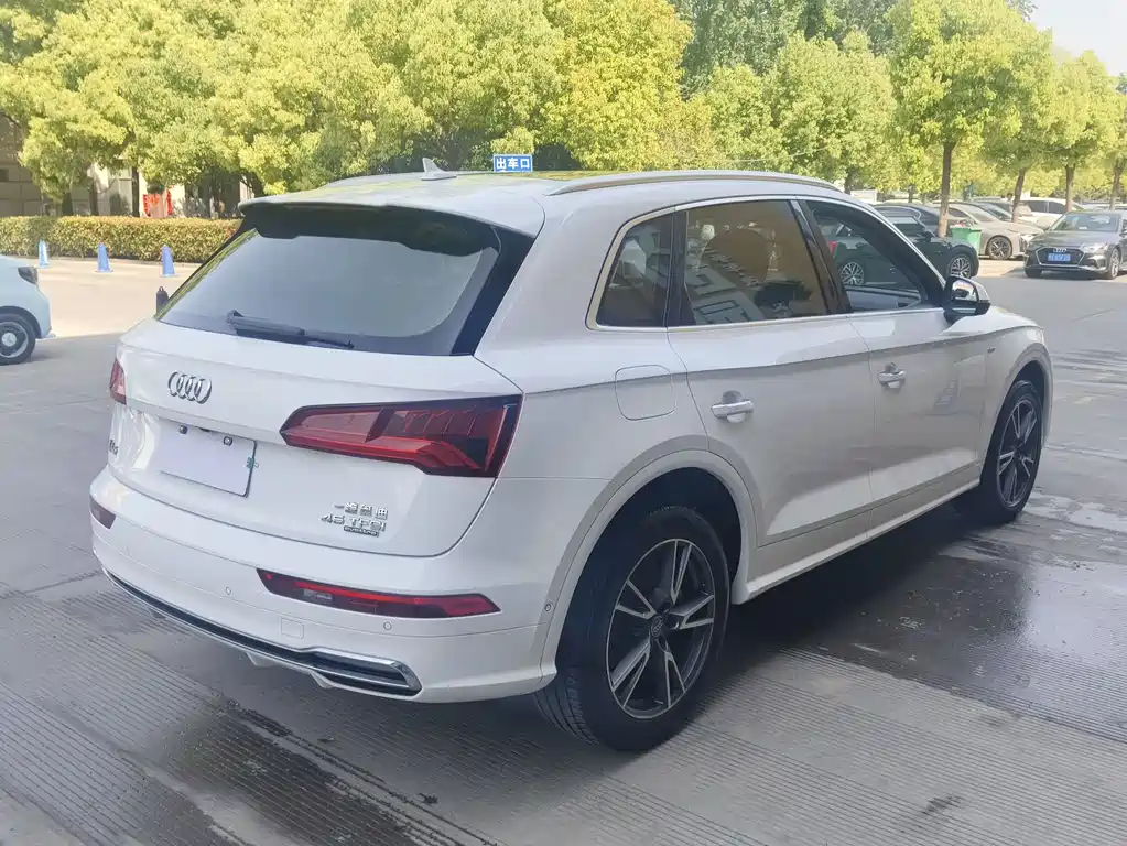 Audi Q5L 2020 45 TFSI exclusive fashion model купить на сайте DeffCars