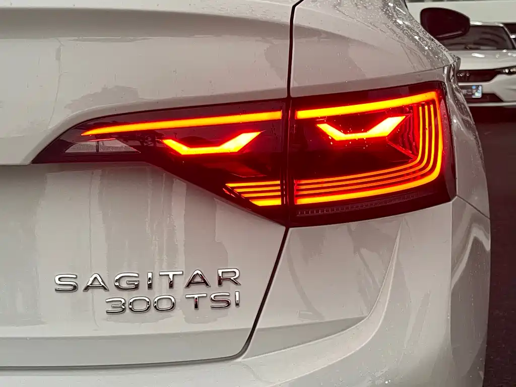 Sagitar 2024 300TSI DSG Super Edition купить на сайте DeffCars