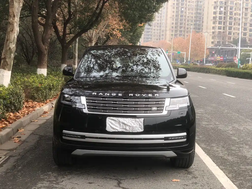 Range Rover 2024 3.0 L6 400PS Model Extended Edition купить на сайте DeffCars