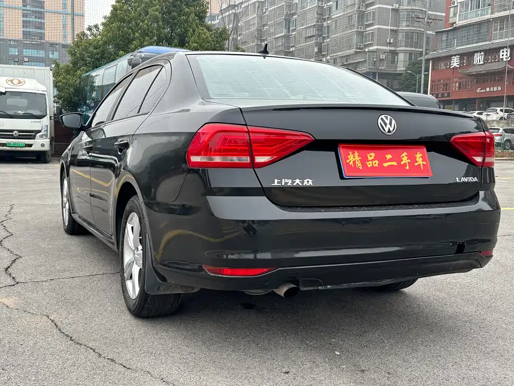 Lavida 2015 1.6L automatic fashion version купить на сайте DeffCars