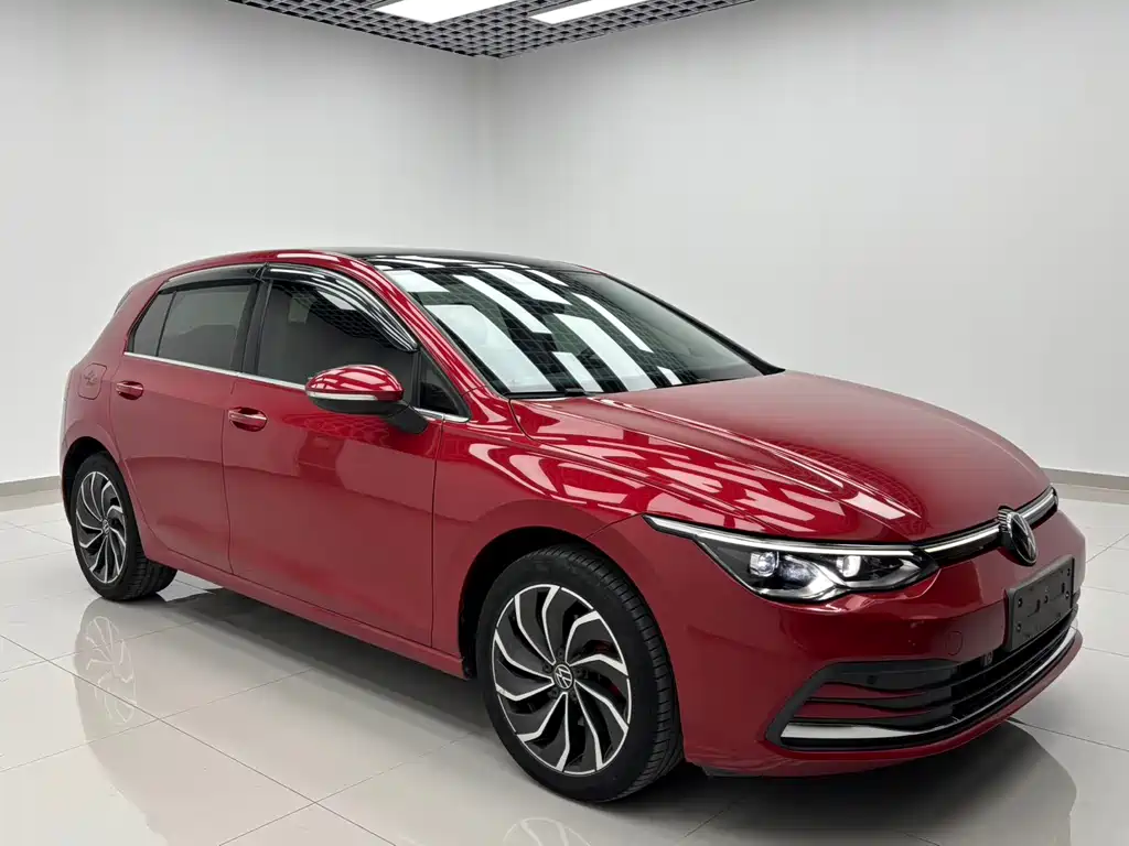Golf 2023 facelift 280TSI DSG Pro купить на сайте DeffCars