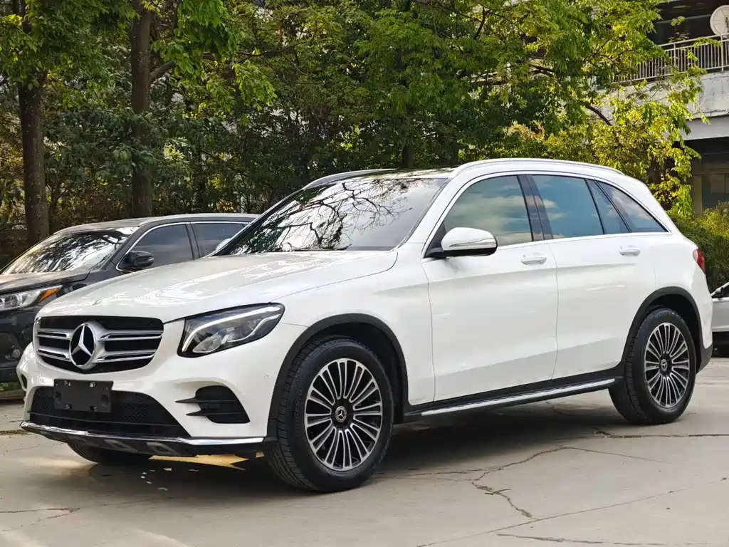 Mercedes-Benz GLC 2018 facelift GLC 260 4MATIC dynamic version купить на сайте DeffCars