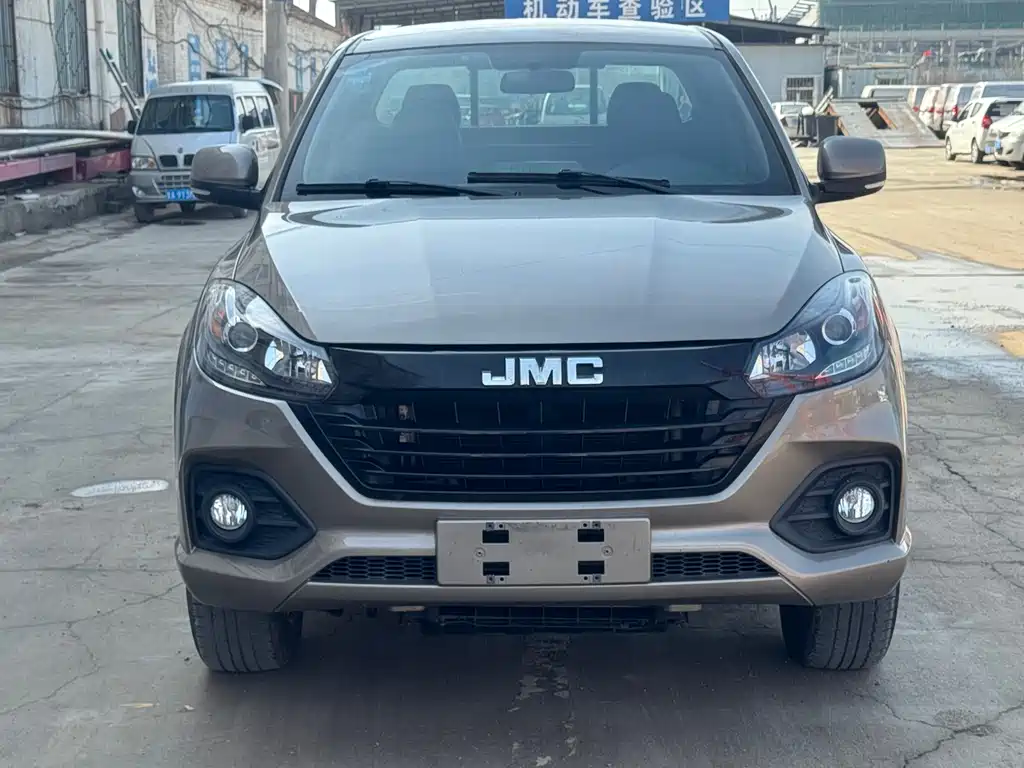 Baodian 2023 2.5T diesel two-wheel drive exclusive version standard axle JX4D25A6L купить на сайте DeffCars