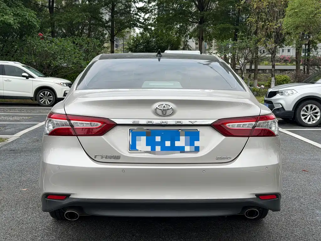 Camry 2021 2.5G Deluxe Edition купить на сайте DeffCars