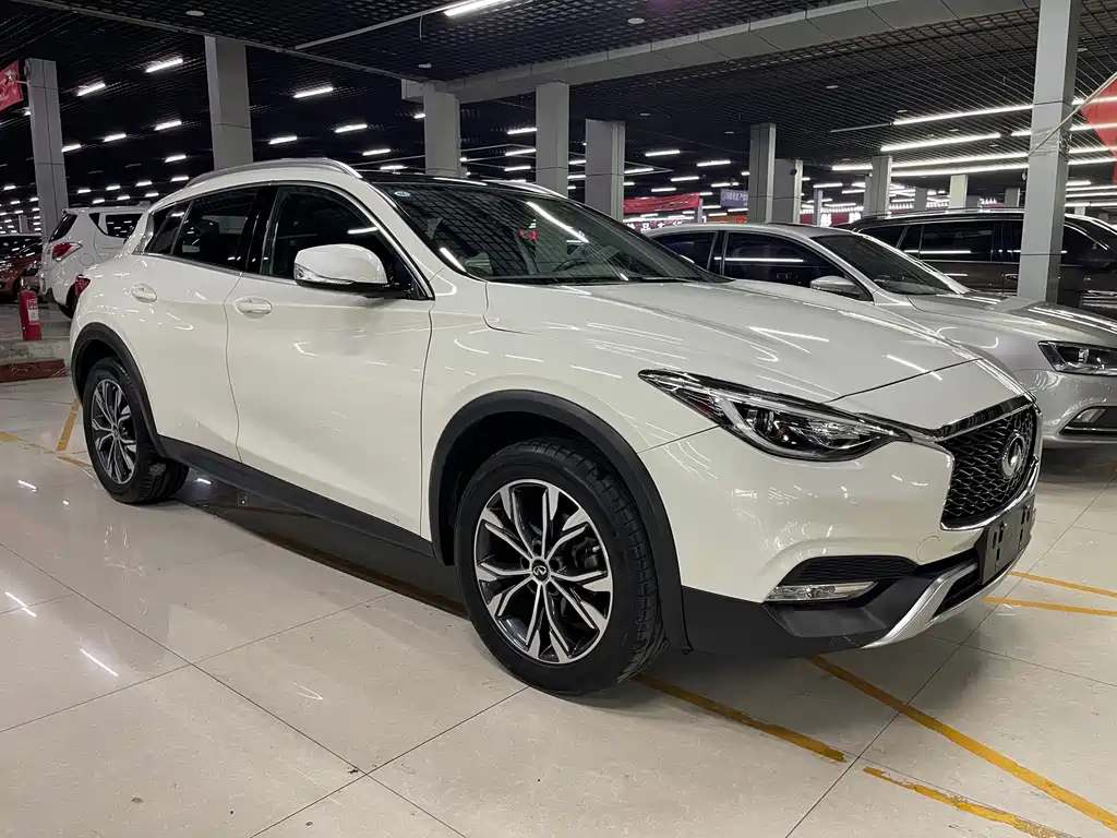 Infiniti QX30 2017 1.6T two-wheel drive sports version купить на сайте DeffCars