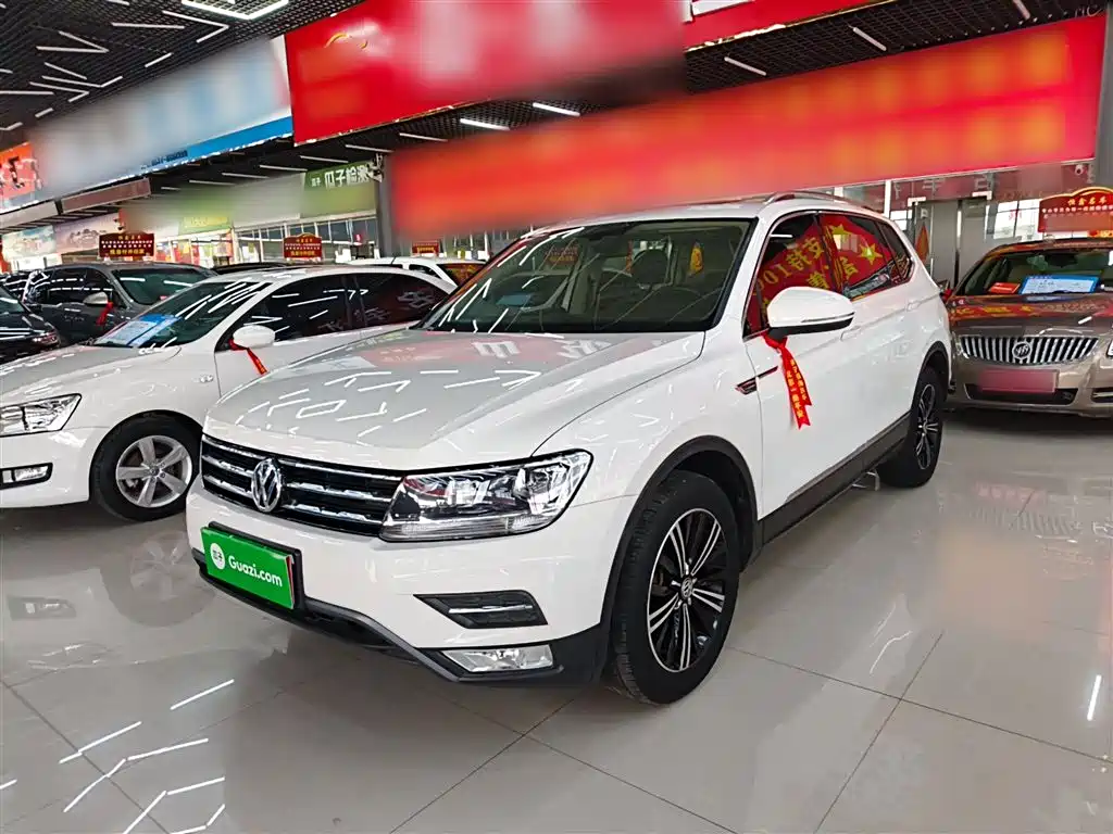 Tiguan L 2019 facelift 330TSI automatic two-wheel drive panoramic comfort version National VI купить на сайте DeffCars