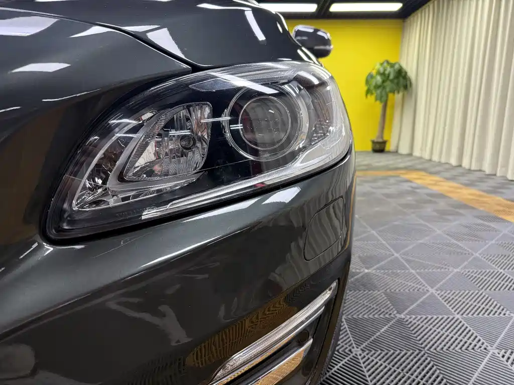 Volvo S60 2018 S60L T4 Zhiyuan Enterprising Edition купить на сайте DeffCars