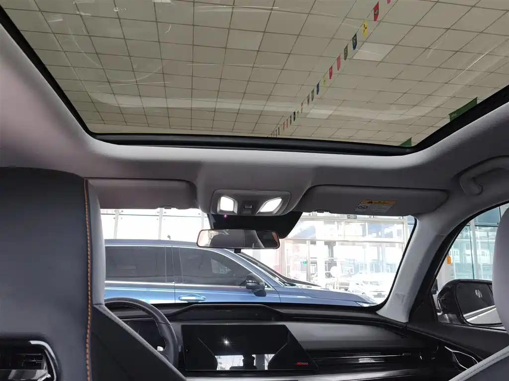 Changan Auchan Z6 2023 Blue Whale 1.5T DCT smart collar model купить на сайте DeffCars