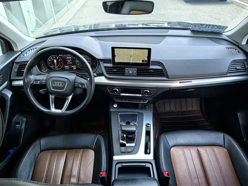Audi Q5L 2020 40 TFSI enjoys fashionable style купить на сайте DeffCars