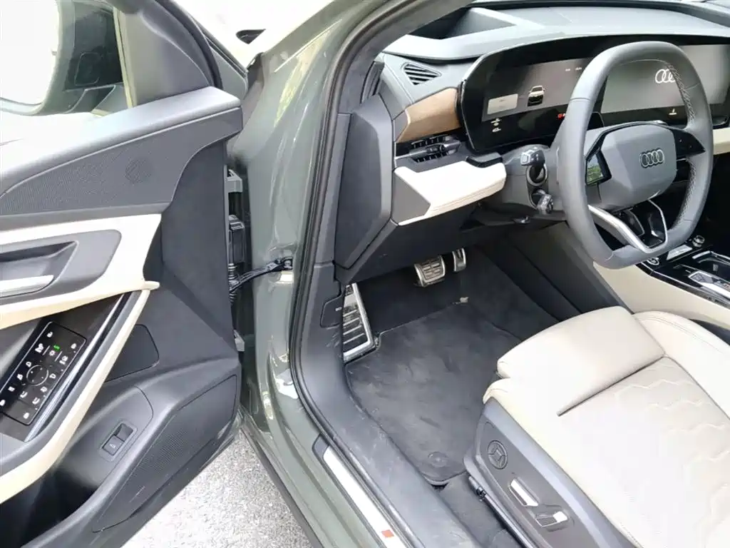 Audi Q6L e-tron 2026 first pilot version купить на сайте DeffCars