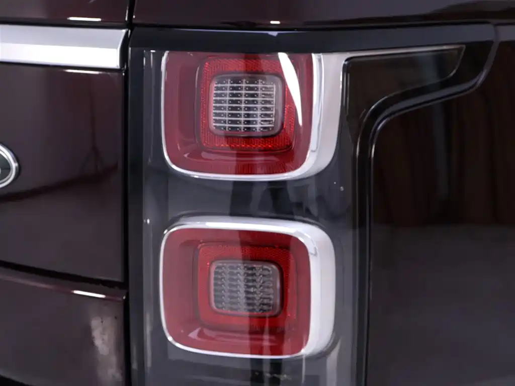 Range Rover 2019 3.0 SC V6 Legendary Extended Edition купить на сайте DeffCars