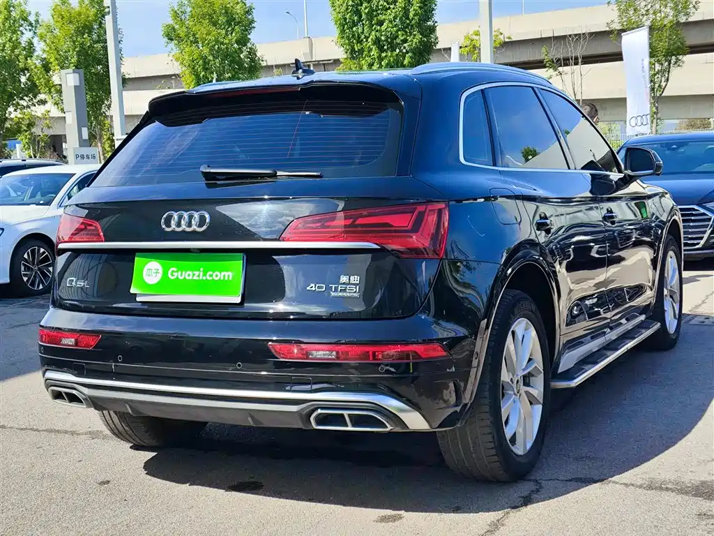 Audi Q5L 2021 40 TFSI luxury and dynamic model купить на сайте DeffCars