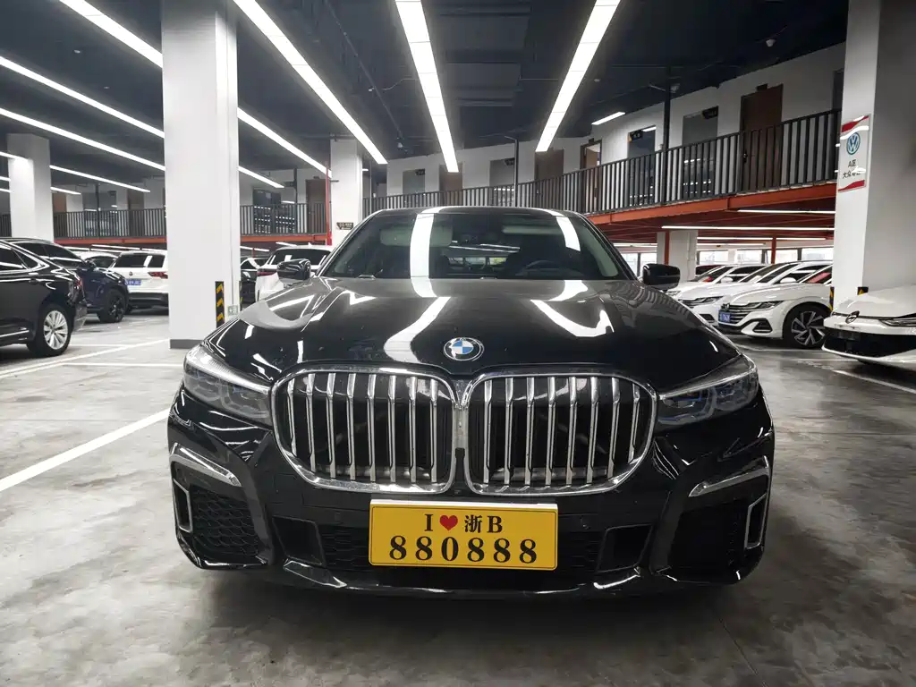 BMW 7 Series 2016 740Li Leading Model купить на сайте DeffCars
