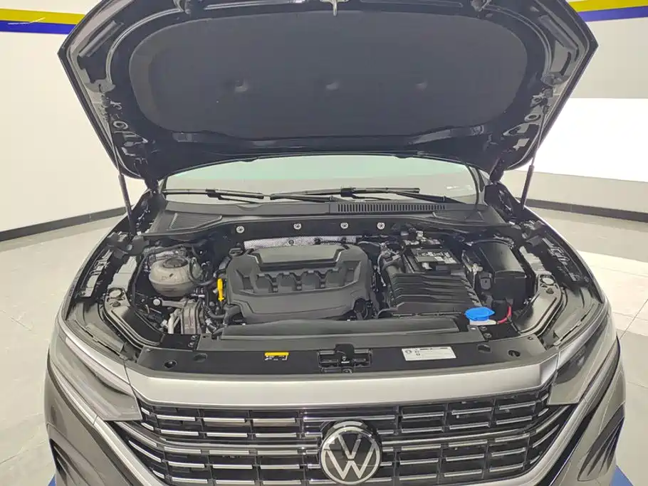 Passat 2025 Outstanding Model 330TSI Elite Edition купить на сайте DeffCars