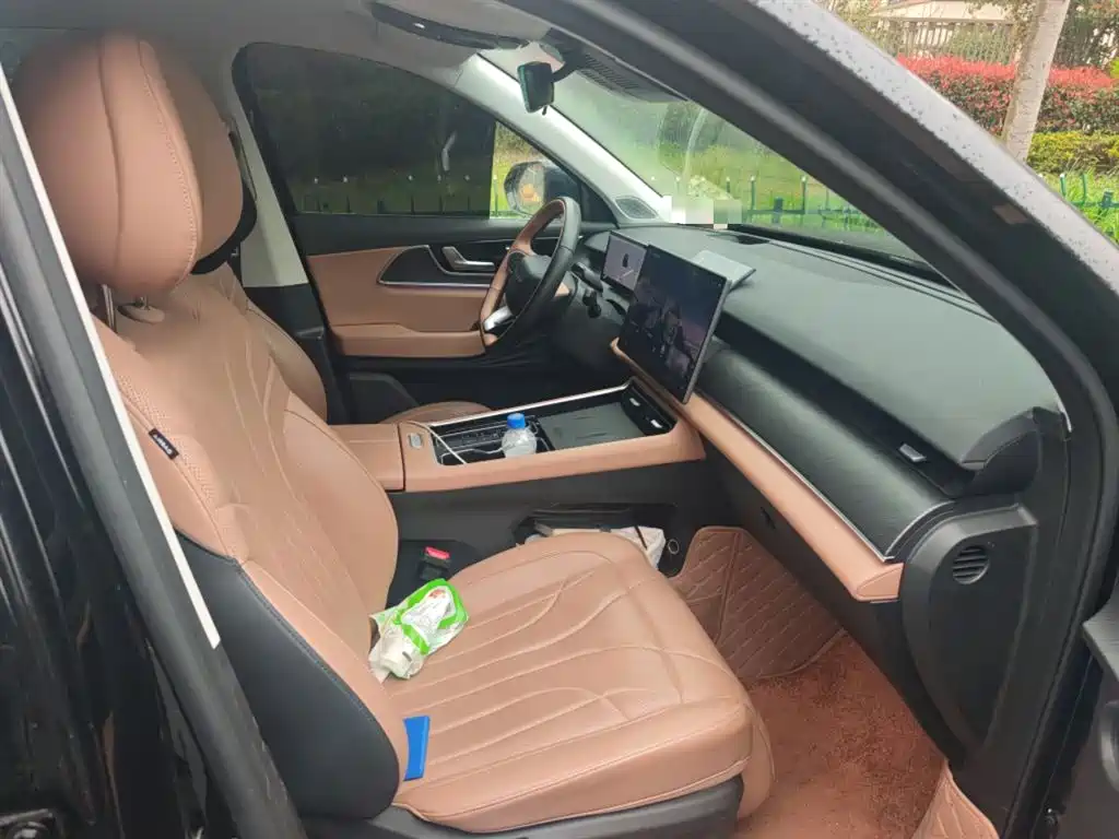 Tiggo 8L 2024 2.0T two-wheel drive premium version 5 seats купить на сайте DeffCars