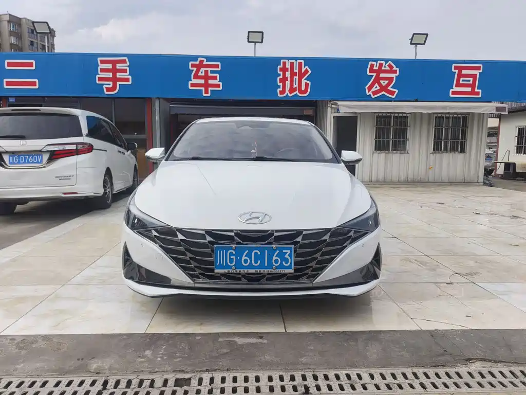 Elantra 2022 1.5L CVT LUX Premium Edition купить на сайте DeffCars