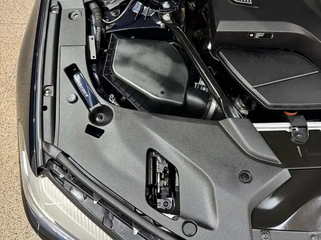 BMW 5 Series 2018 530Li Leading M Sports Package купить на сайте DeffCars