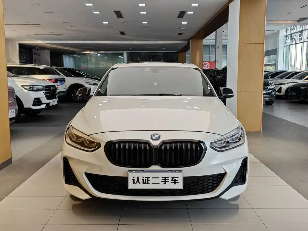 BMW 1 Series 2021 facelift 120i M Sports Night Edition купить на сайте DeffCars