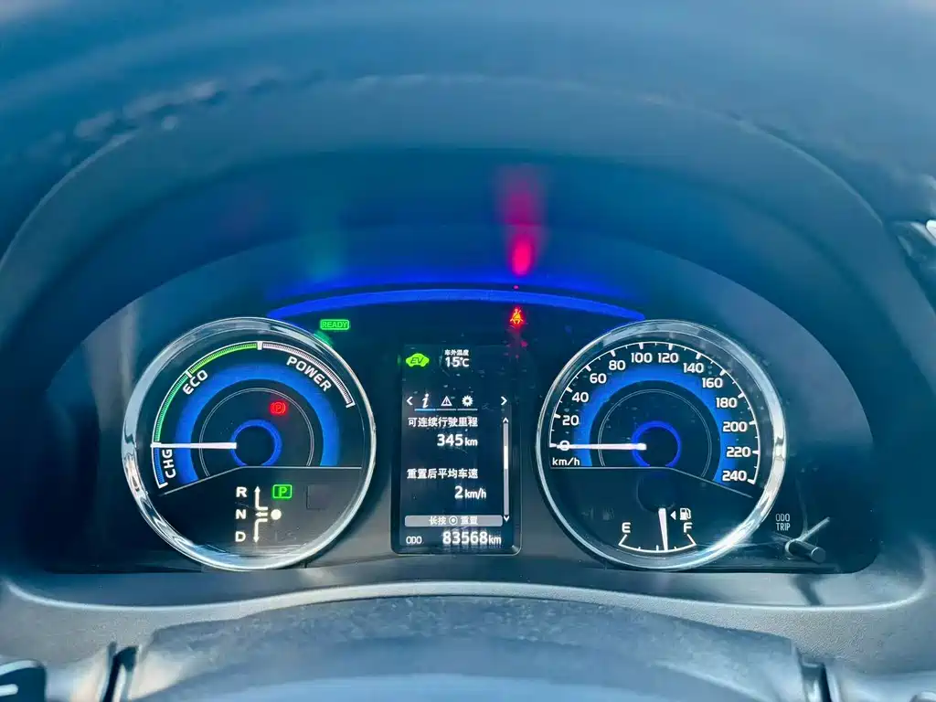Corolla 2017 facelift dual engine 1.8L E-CVT leading version купить на сайте DeffCars