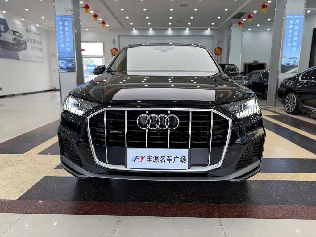 Audi Q7 2021 55 TFSI quattro S line Sporty купить на сайте DeffCars