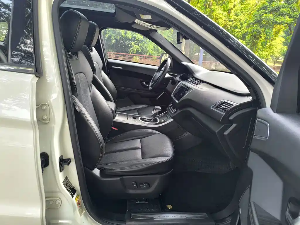 Landwind X7 2018 1.5T Panorama Extreme Edition купить на сайте DeffCars