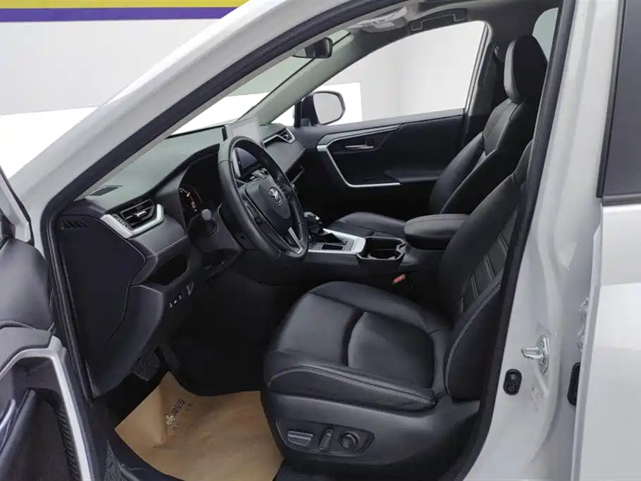 RAV4 Rongfang 2022 2.0L CVT two-wheel drive fashion Plus version купить на сайте DeffCars
