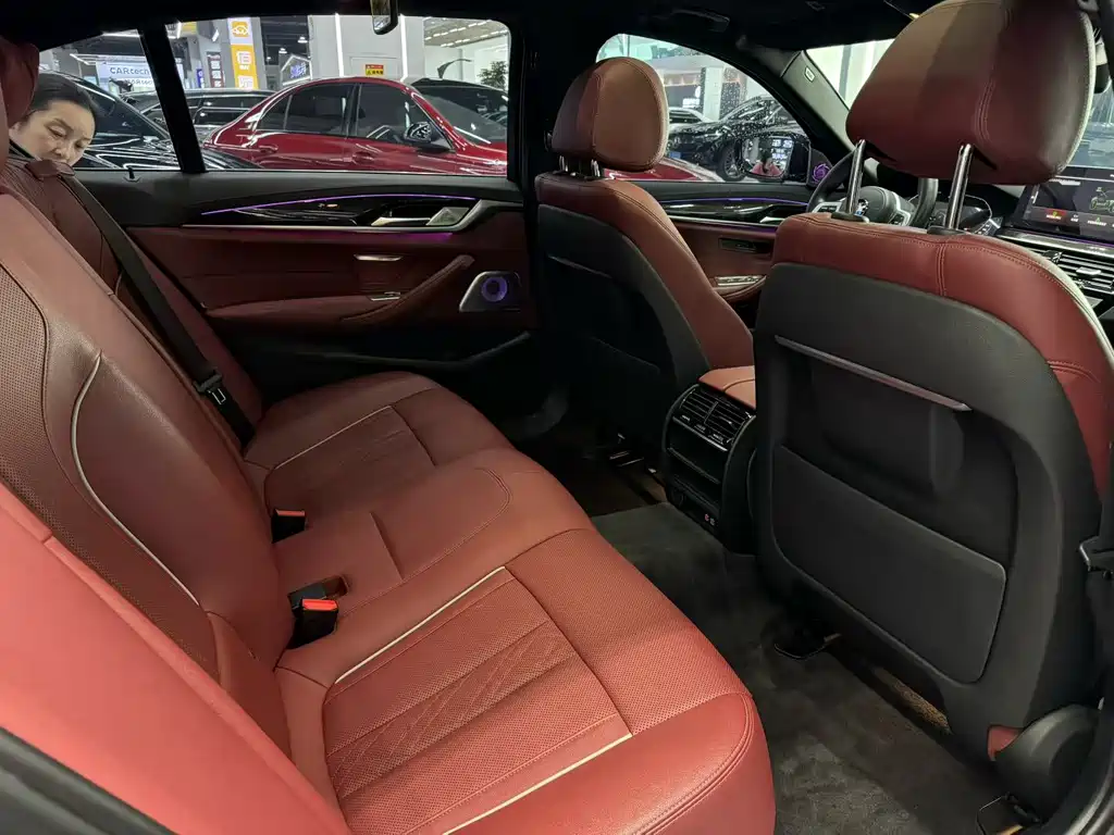 BMW 5 Series 2021 525Li M Sports Package купить на сайте DeffCars