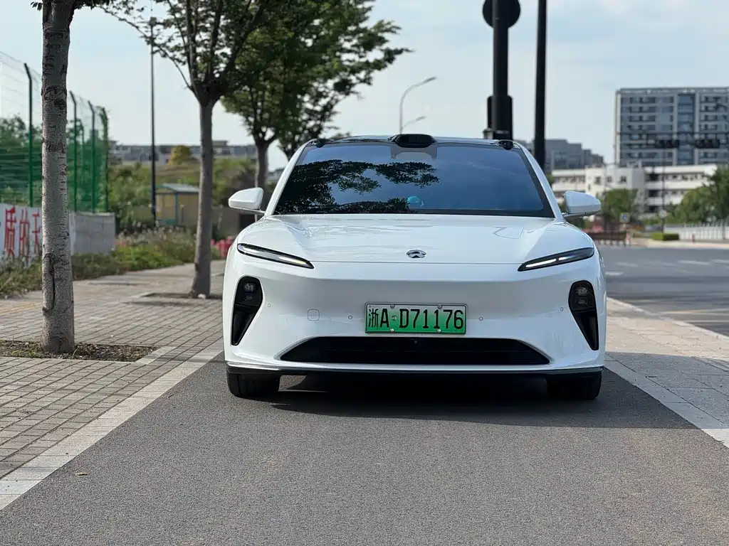NIO ET5 2024 model 100kWh купить на сайте DeffCars