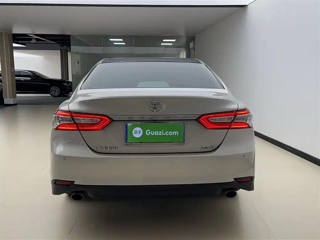 Camry 2019 2.5G Deluxe Edition National VI купить на сайте DeffCars