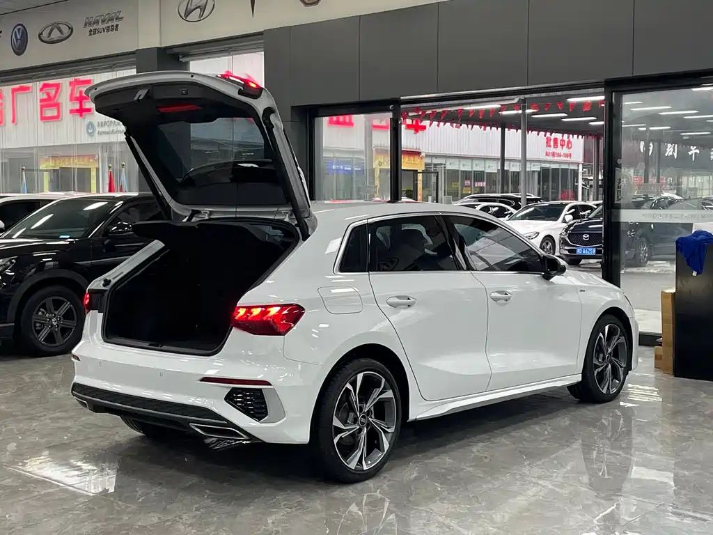 Audi A3 2022 Sportback 35 TFSI stylish and sporty купить на сайте DeffCars