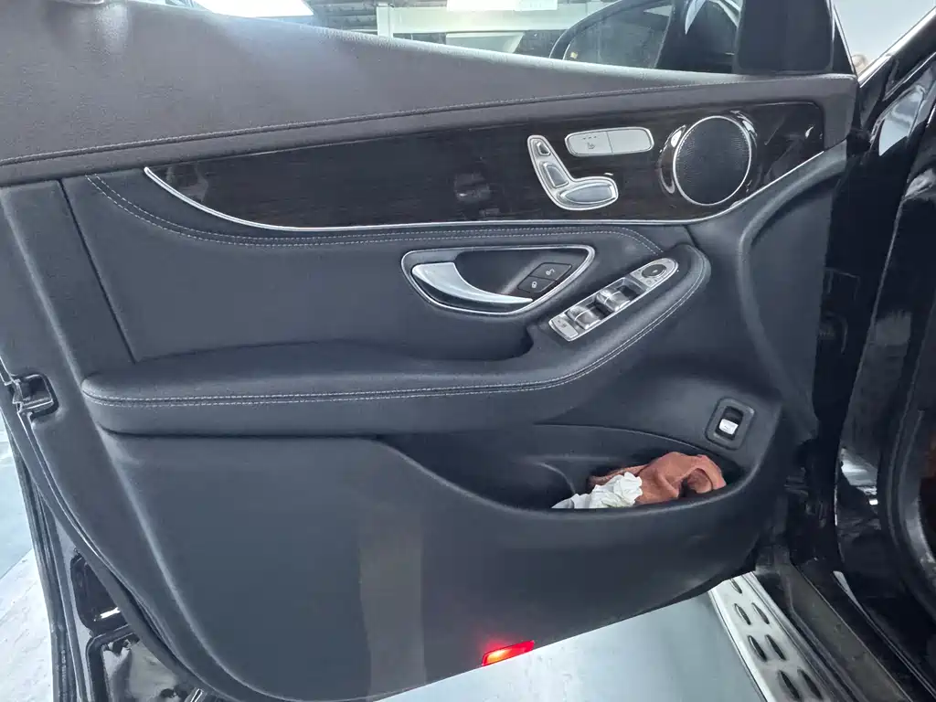 Mercedes-Benz GLC 2018 GLC 260 4MATIC Dynamic купить на сайте DeffCars