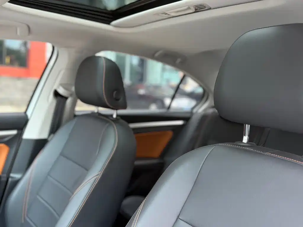 Bora 2023 200TSI DSGSenova ZhixingPRO Edition купить на сайте DeffCars
