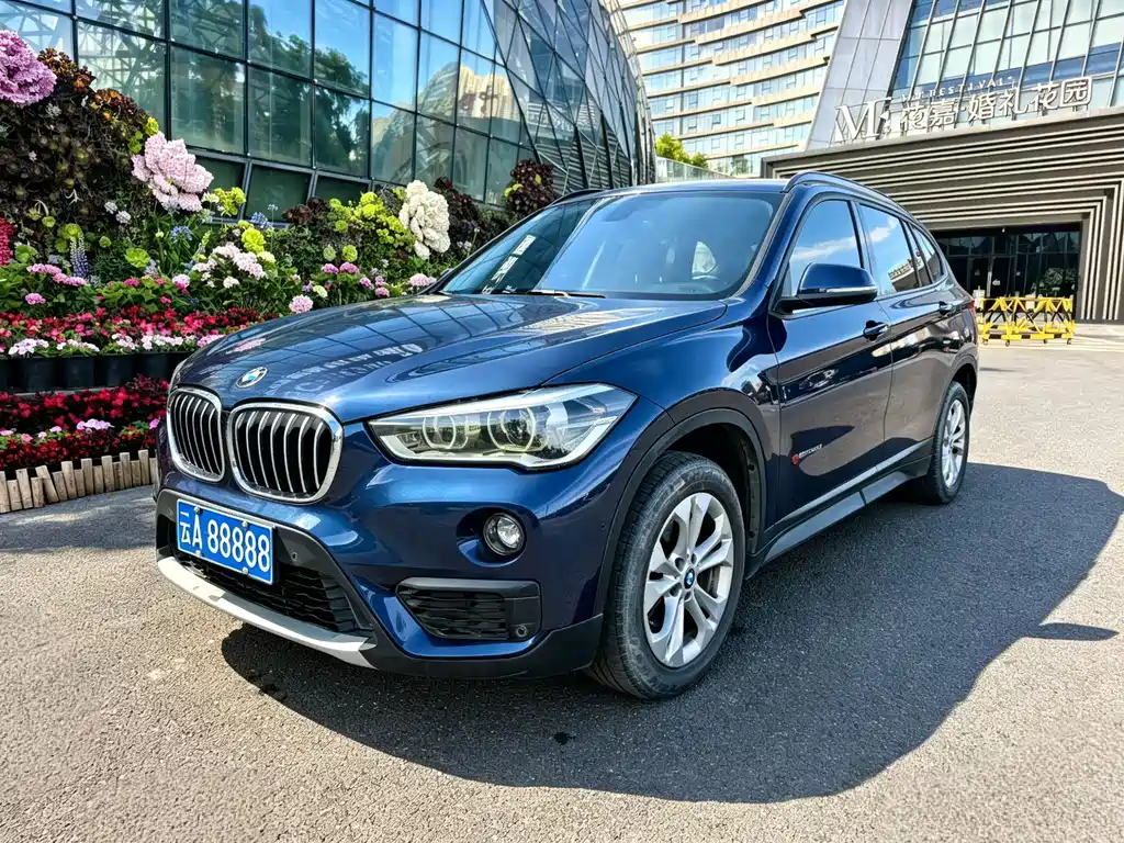 BMW X1 2016 sDrive18Li Exclusive Model купить на сайте DeffCars