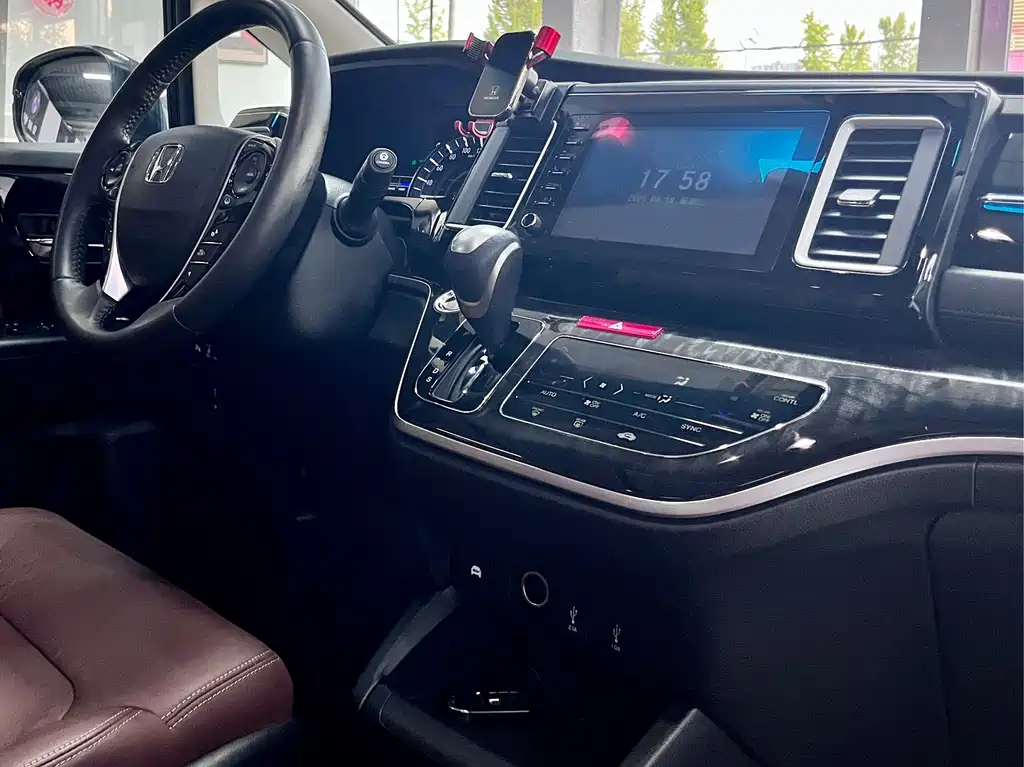 Alison 2019 2.0L Hybrid Extreme Edition купить на сайте DeffCars