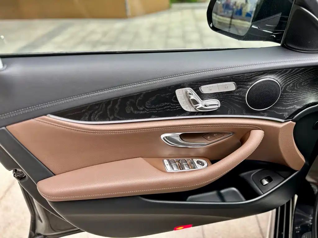 Mercedes-Benz E-Class 2017 E 300 L Luxury Model купить на сайте DeffCars