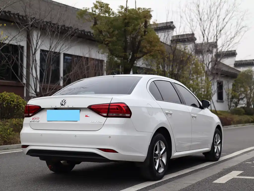 Lavida 2019 Lavida Qihang 1.5L Automatic Fashion Edition National VI купить на сайте DeffCars