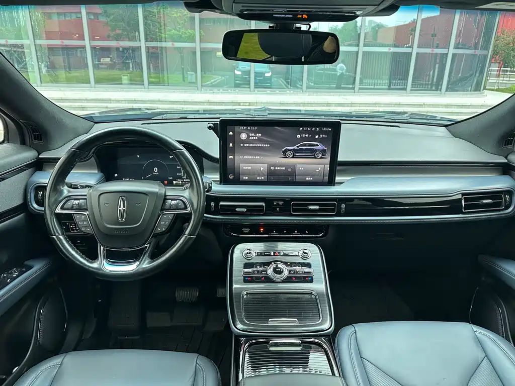 Voyager 2021 2.0T four-wheel drive exclusive edition купить на сайте DeffCars