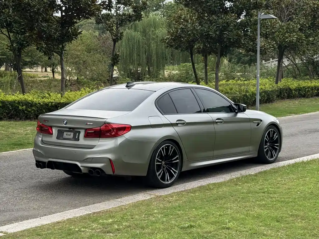 BMW M5 2018款 купить на сайте DeffCars