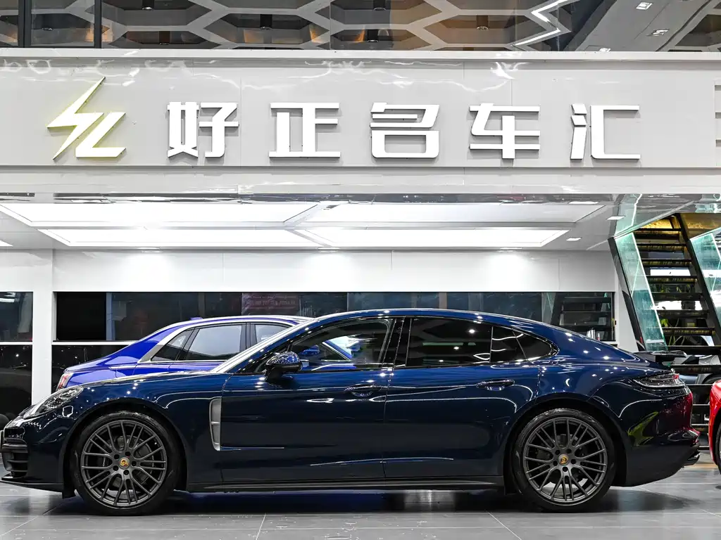 Panamera 2023 facelift Panamera 2.9T Platinum Edition купить на сайте DeffCars