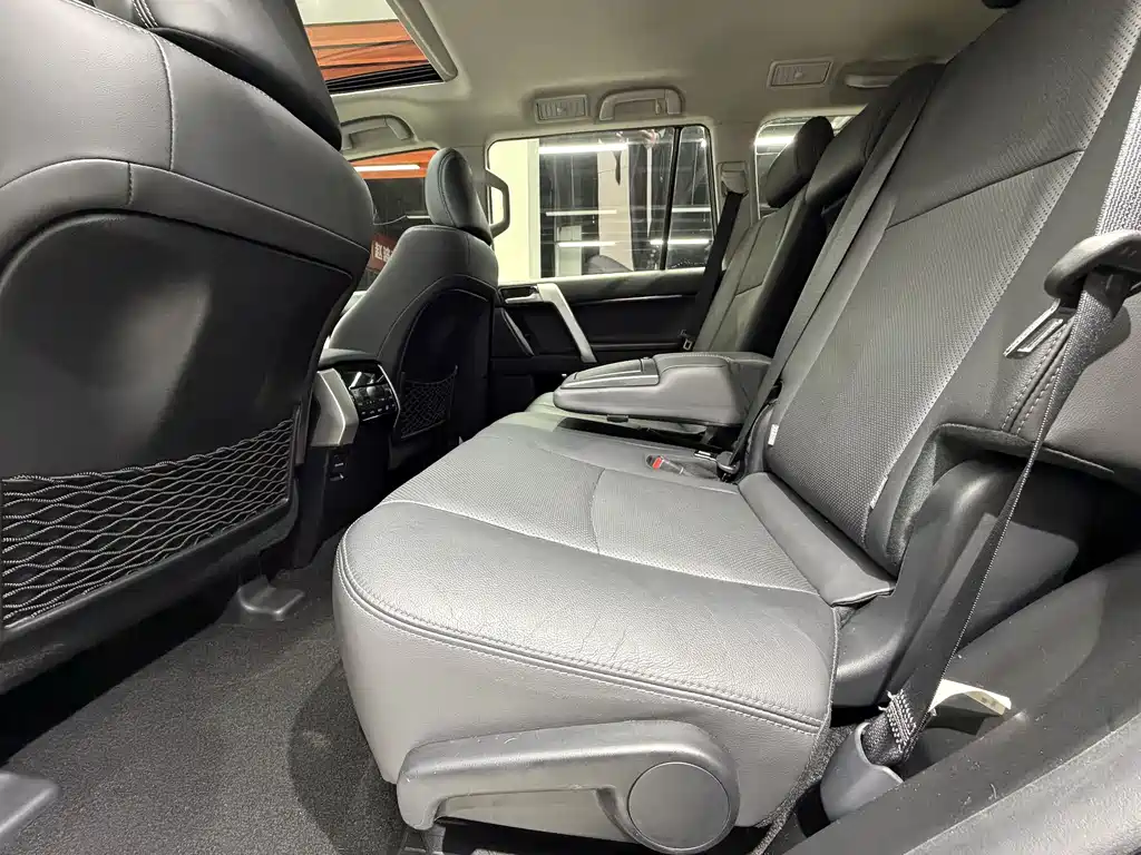 Prado 2019 3.5L automatic TX-L exclusive version with rear mounted spare tire купить на сайте DeffCars
