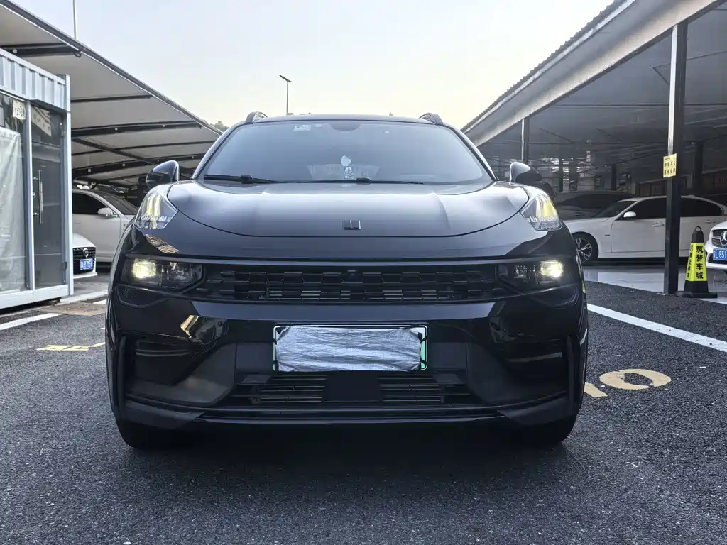 Lynk & Co 01 EM-P 2022 1.5TD PHEV Plus купить на сайте DeffCars