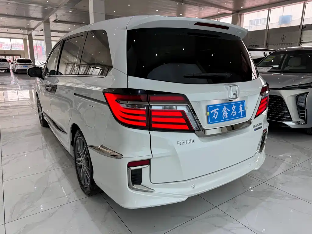 Alison 2019 2.0L Hybrid Deluxe Edition купить на сайте DeffCars