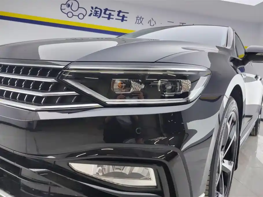 Magotan 2023 2 million commemorative edition 330TSI DSG luxury model купить на сайте DeffCars