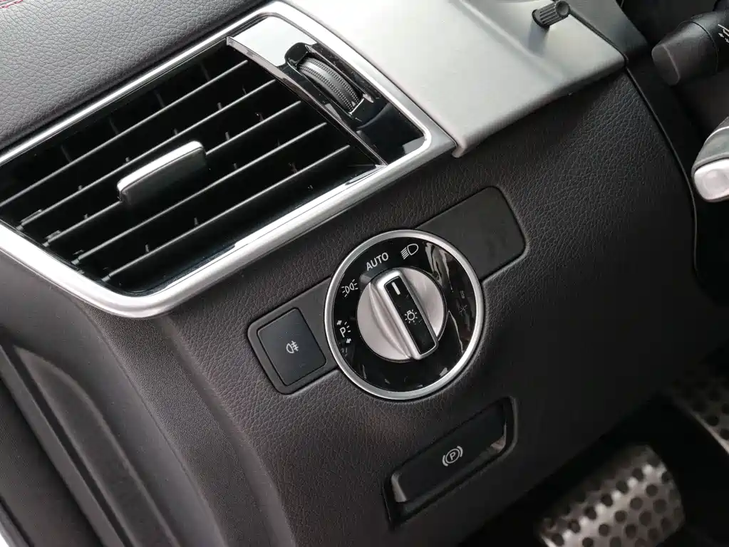 Mercedes-Benz GLE Coupe AMG 2017 AMG GLE 43 4MATIC Coupe SUV купить на сайте DeffCars