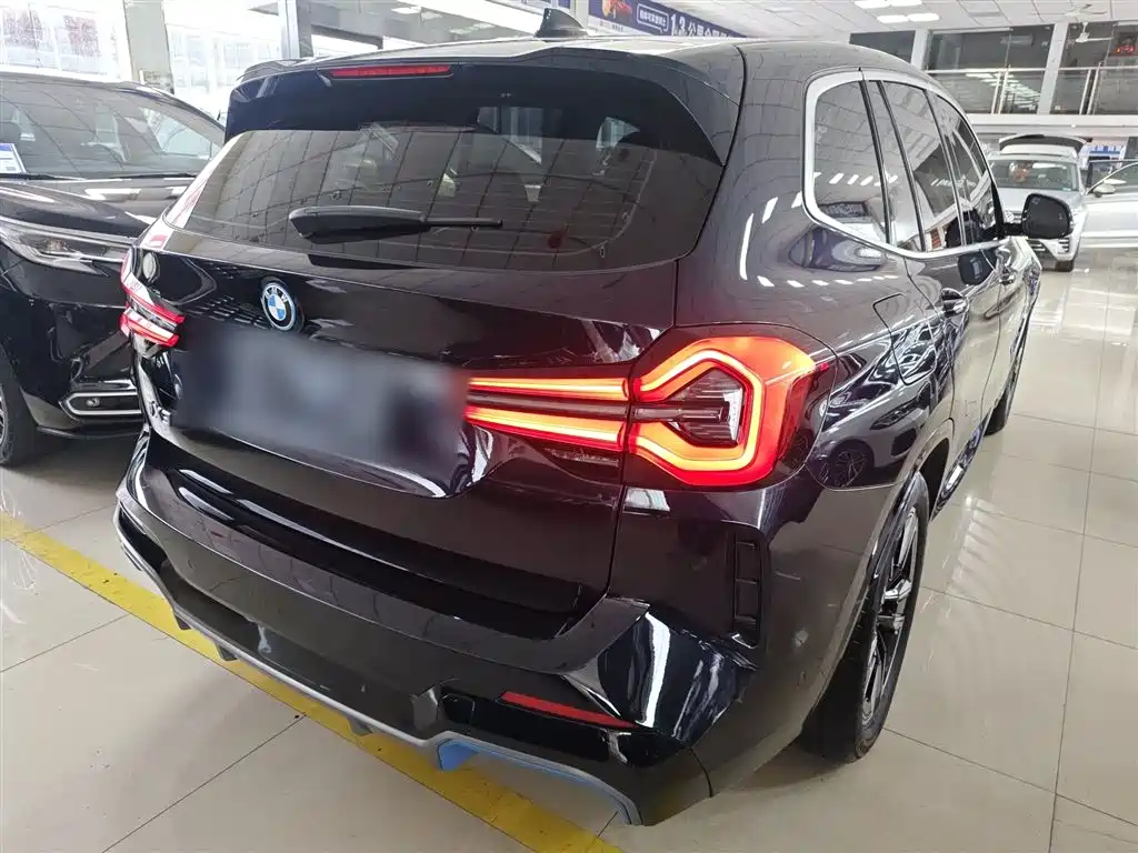BMW iX3 2022 leading model купить на сайте DeffCars