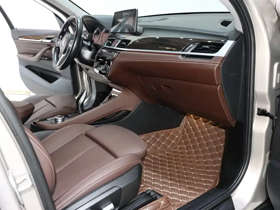 BMW X1 2022 xDrive25Li Exclusive Model купить на сайте DeffCars