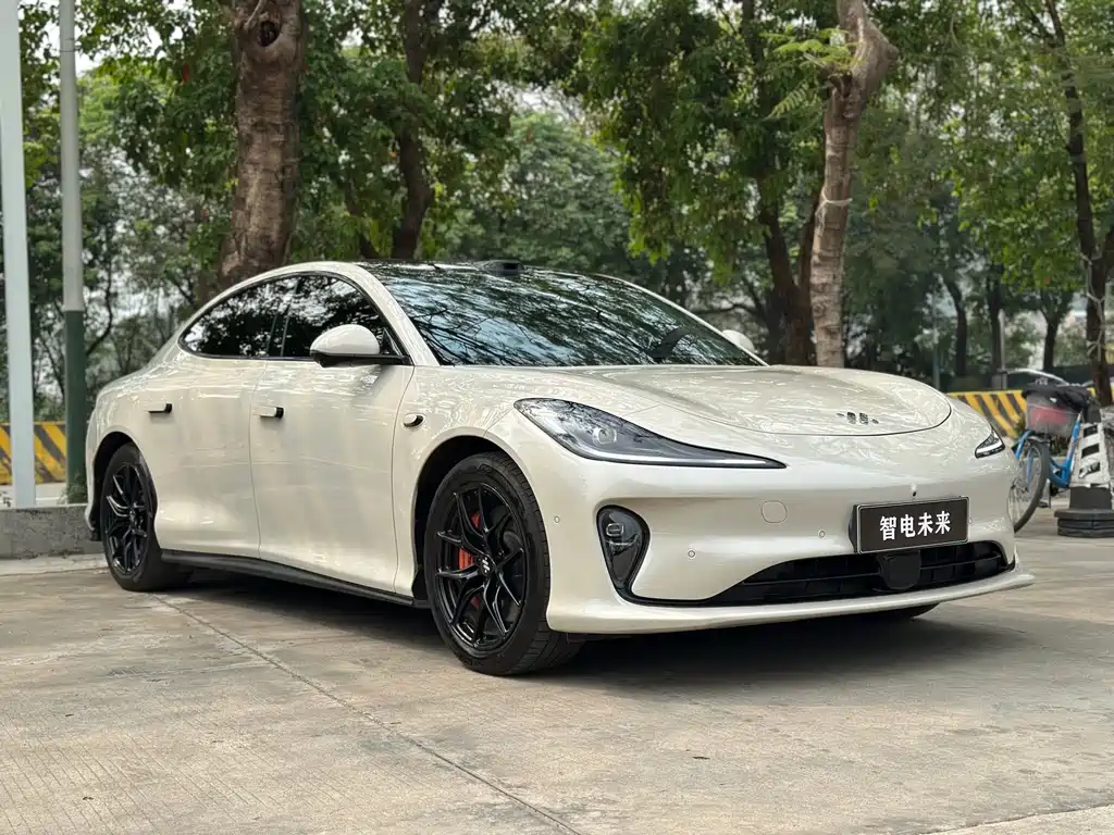 Zhiji L6 2025 Max купить на сайте DeffCars
