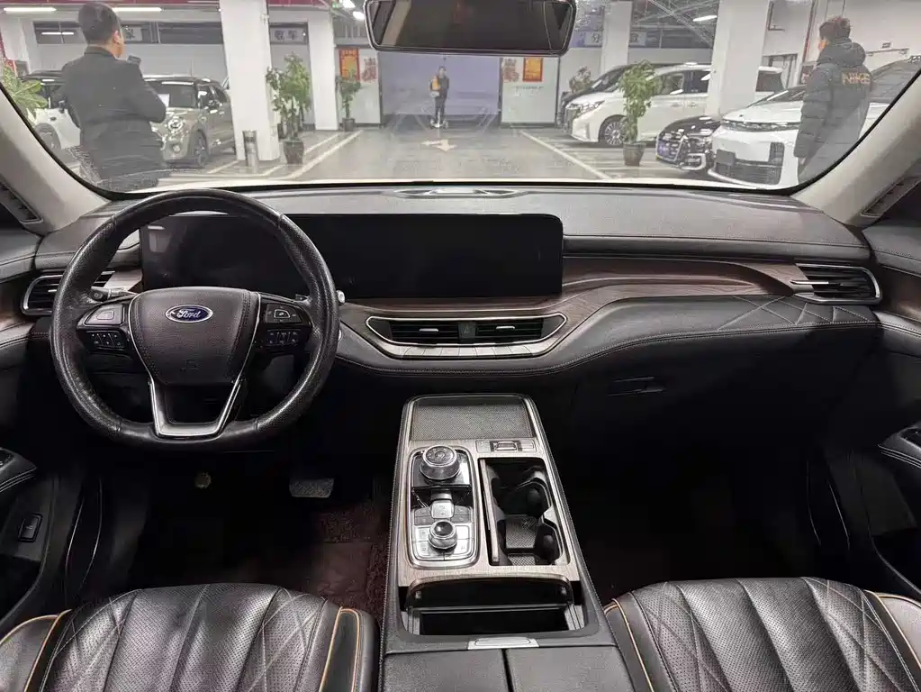 Lingyu 2021 EcoBoost 225 Collar Type PLUS 6-seater купить на сайте DeffCars