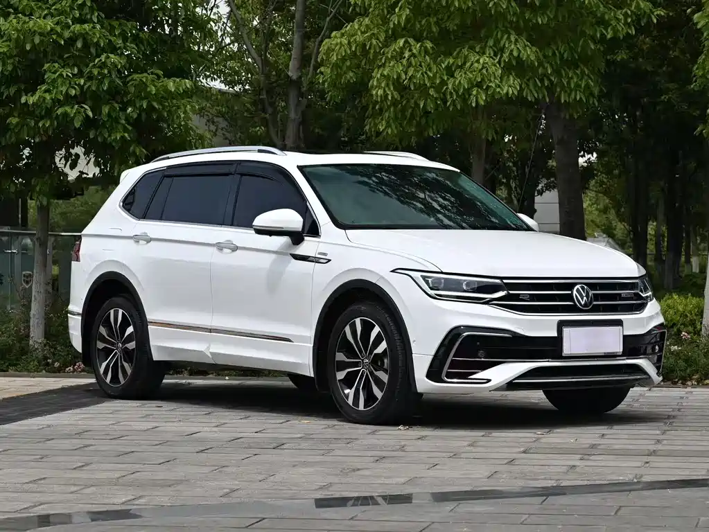 Tiguan L 2023 facelift 380TSI automatic four-wheel drive R-Line Yuexiang version 7 seats купить на сайте DeffCars