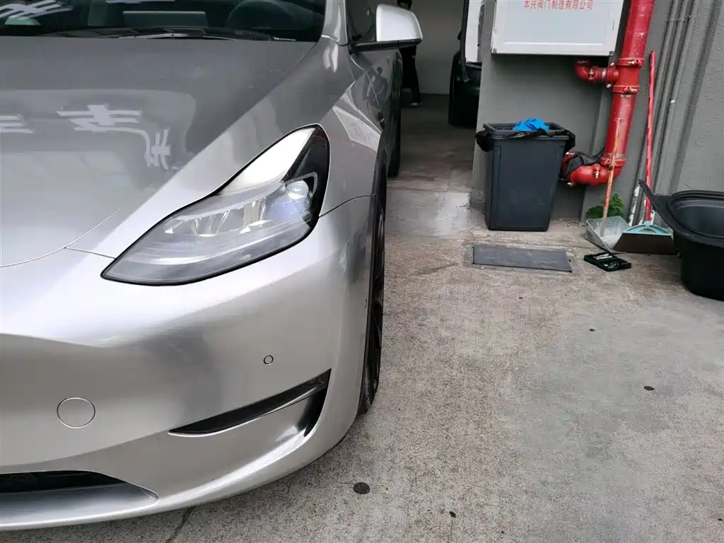 Model Y 2022 long-range all-wheel drive version купить на сайте DeffCars